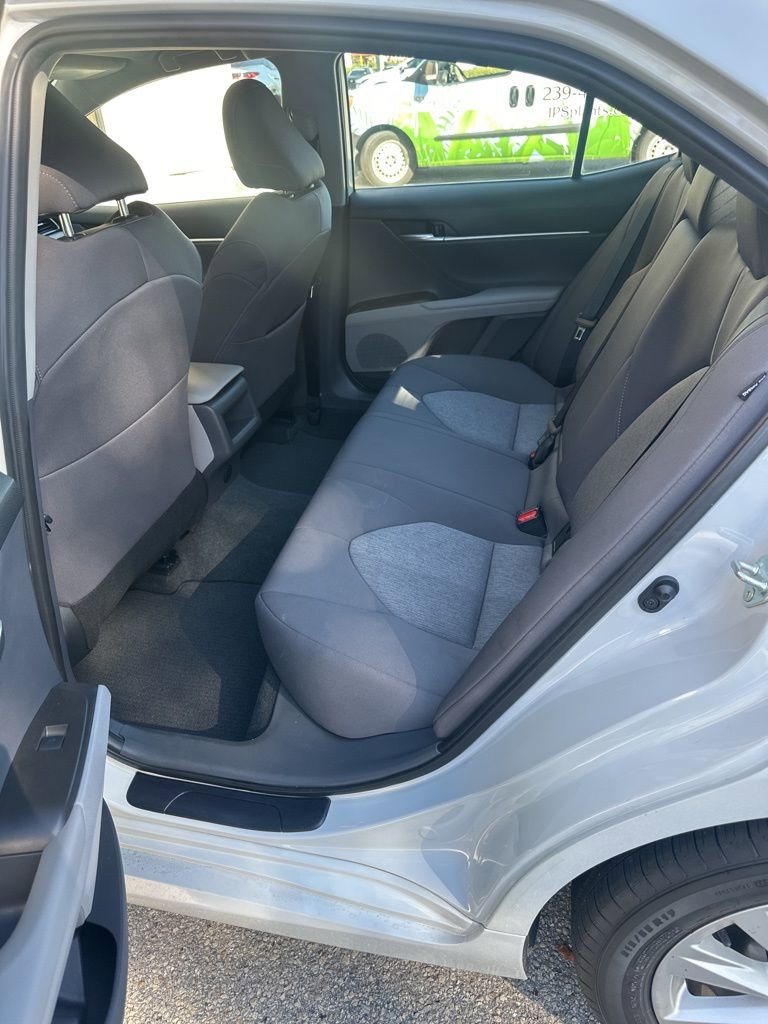 Used 2023 Toyota Camry LE image 32