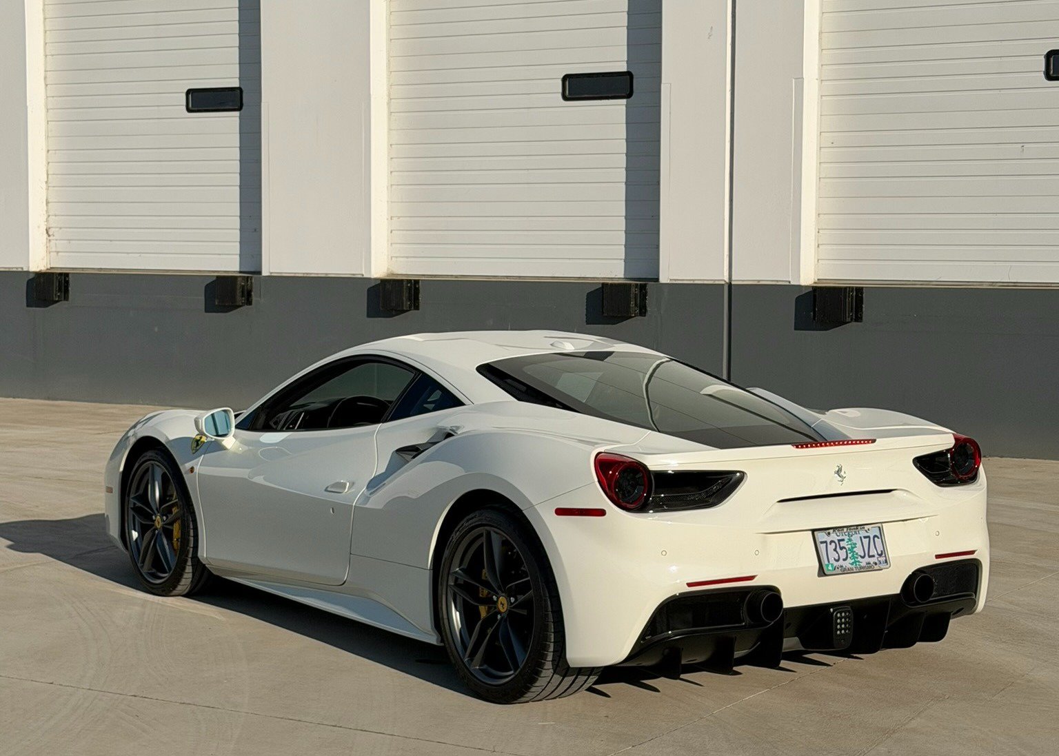 Used 2019 Ferrari 488 GTB RWD image 4