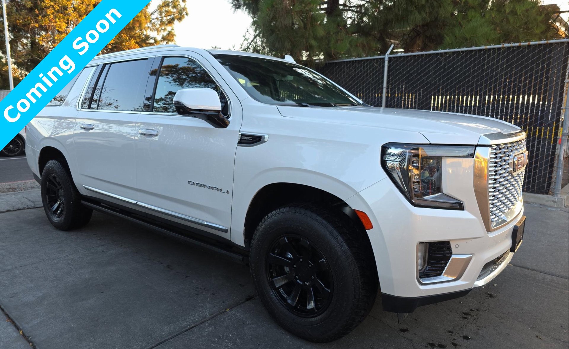 Used 2021 GMC Yukon XL Denali w/ Denali Ultimate Package