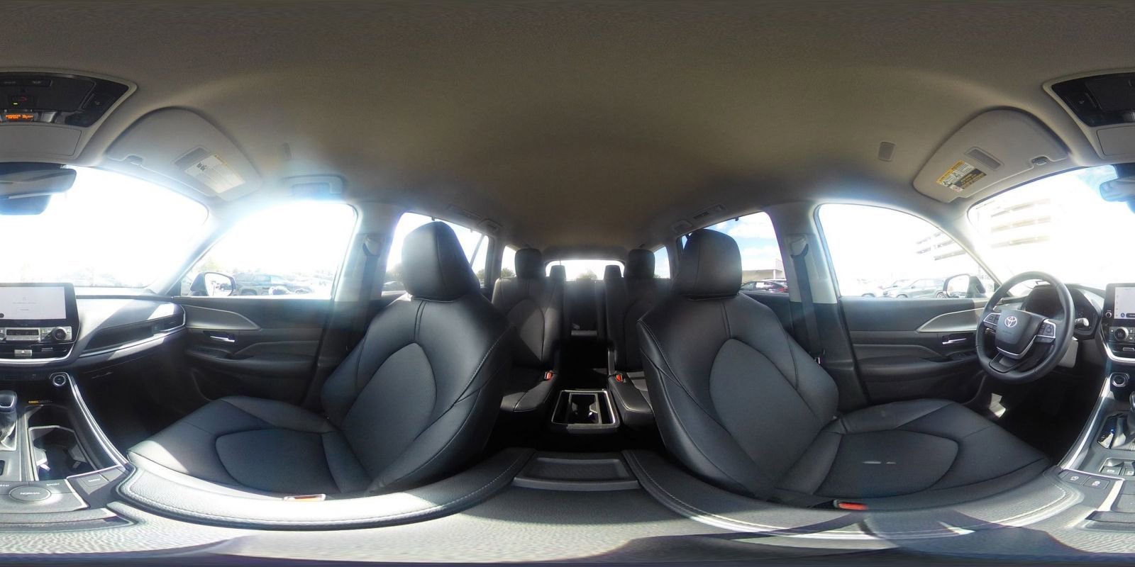 Used 2025 Toyota Grand Highlander FWD image 40