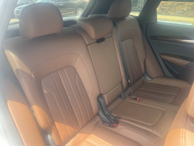 Used 2020 Audi Q5 2.0T Premium w/ Convenience Package image 35