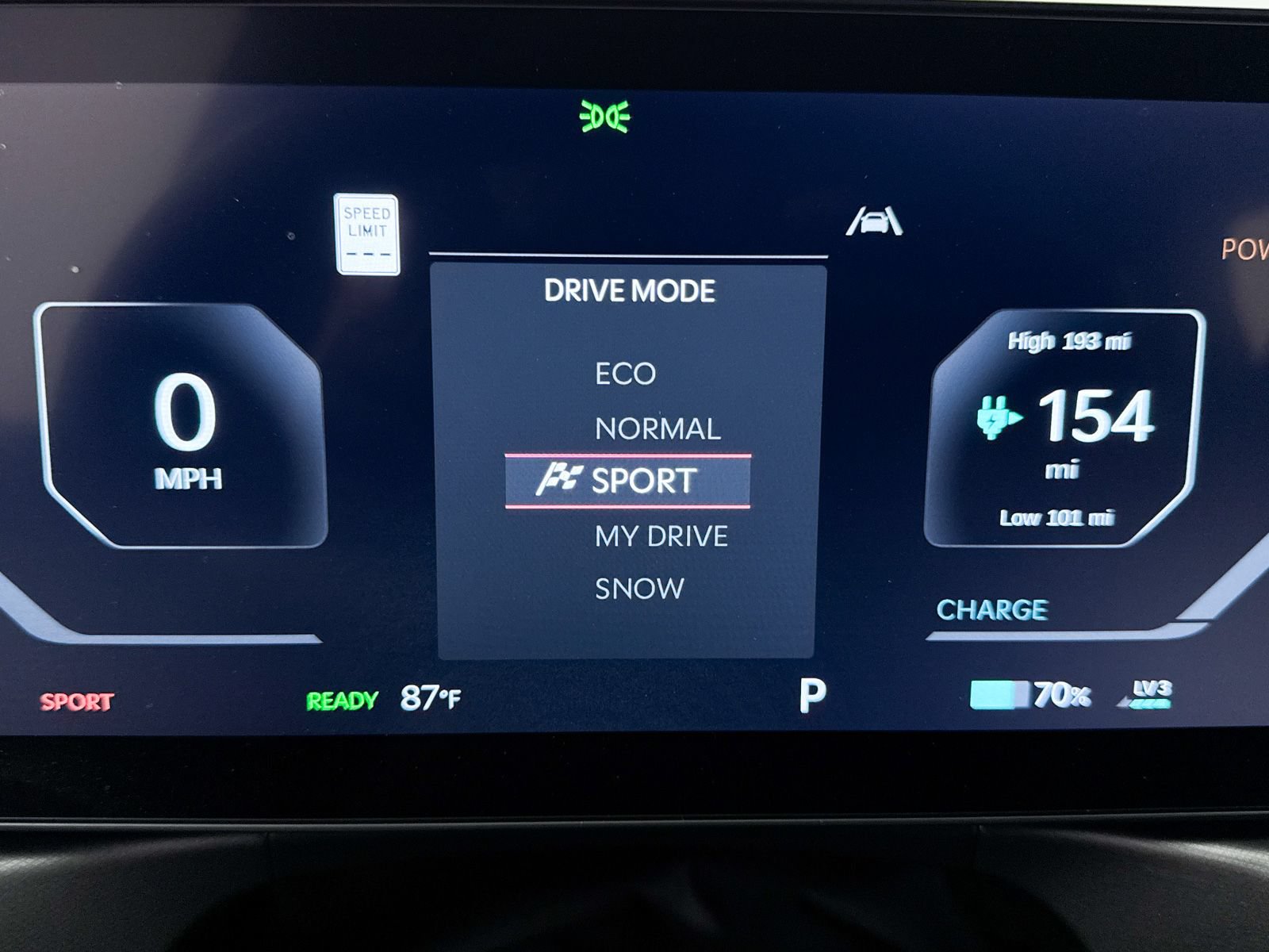 Certified 2024 Kia EV9 Light Long Range RWD image 10