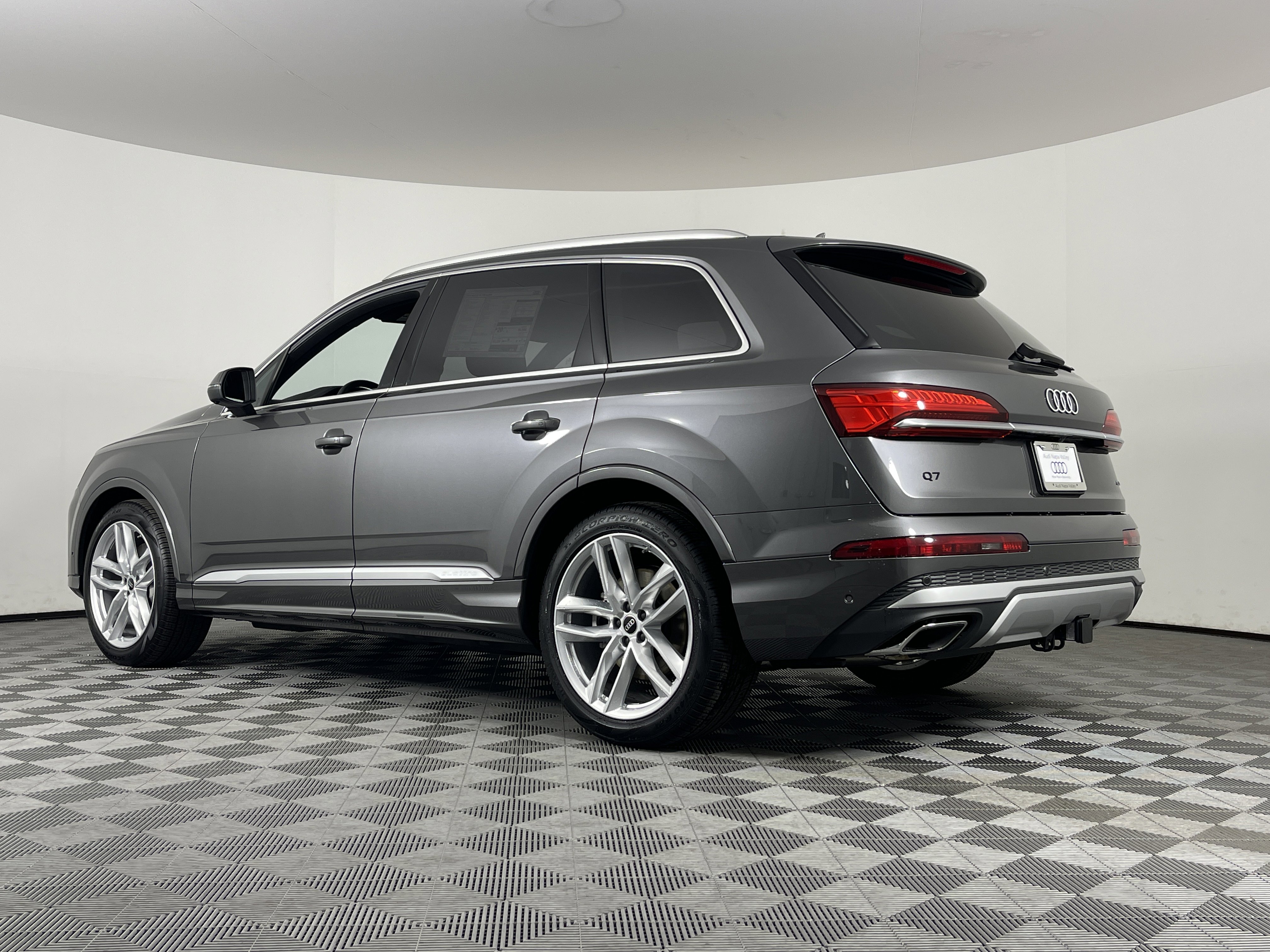 New 2025 Audi Q7 3.0T Premium Plus image 12