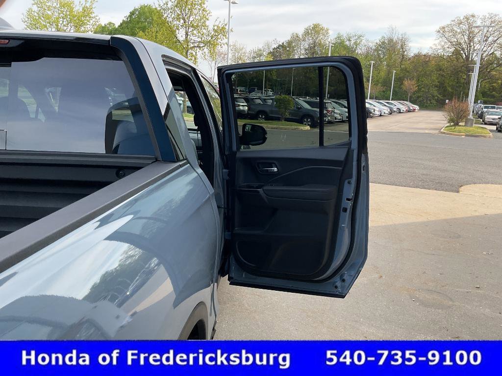 Certified 2026 Honda Ridgeline Black Edition image 18