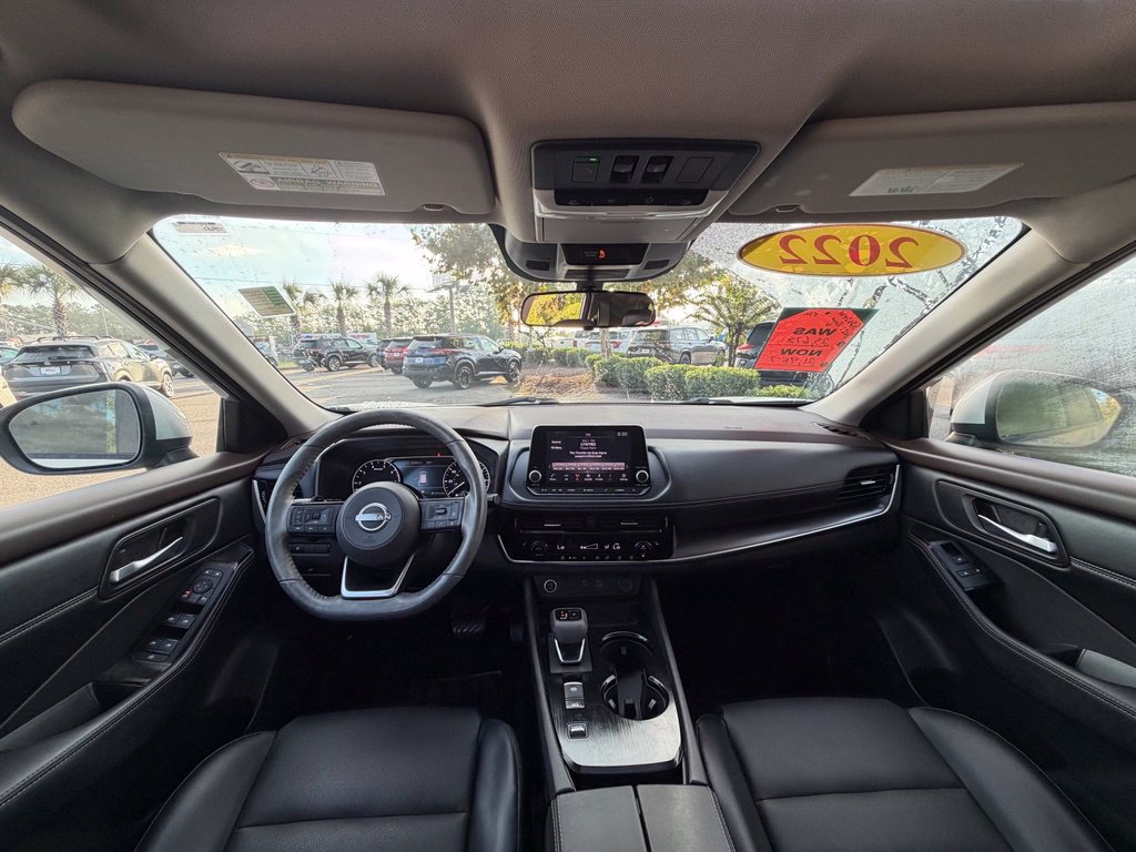 Certified 2022 Nissan Rogue SV w/ SV Premium Package FWD image 30