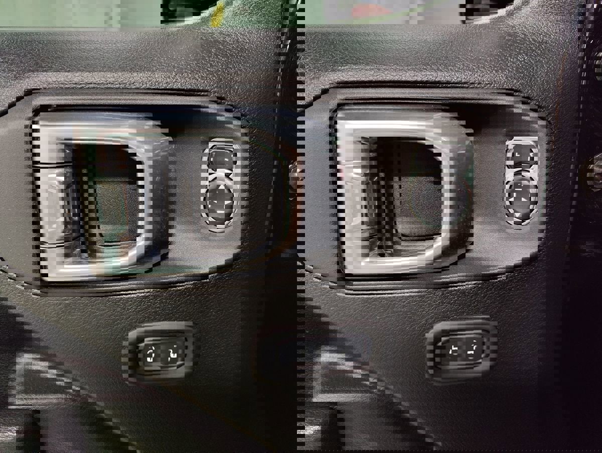 Used 2021 Jeep Gladiator Rubicon image 25