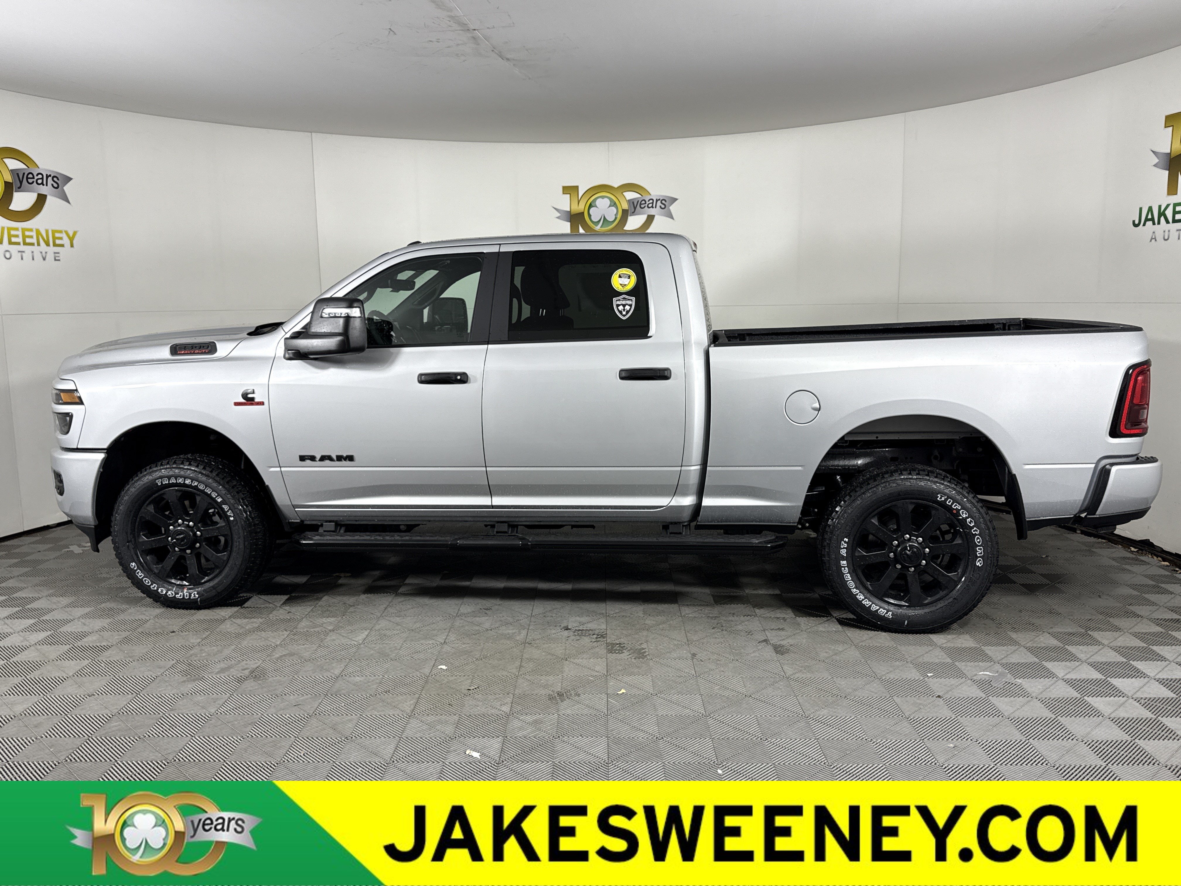 New 2026 RAM 2500 Big Horn AWD/4WD image 5