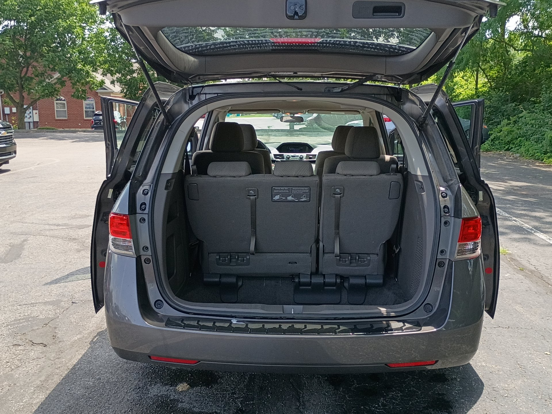 Used 2014 Honda Odyssey EX image 15