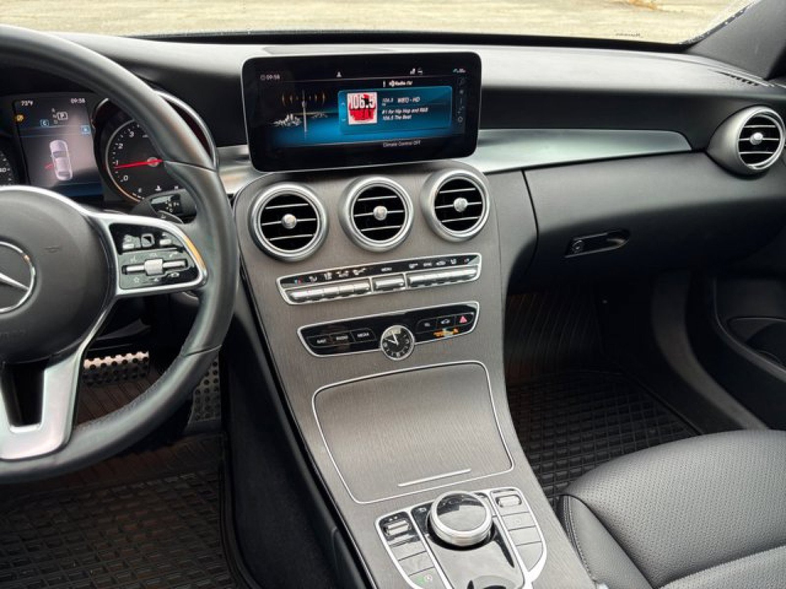 Used 2020 Mercedes-Benz C 300 4MATIC Sedan image 14