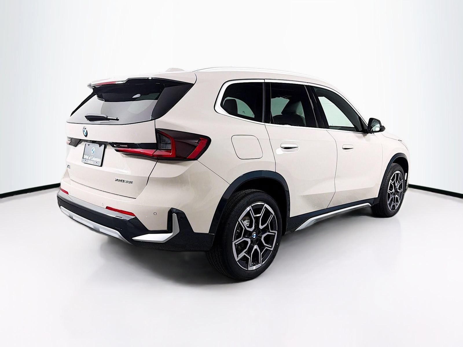 New 2026 BMW X1 xDrive28i w/ Convenience Package AWD/4WD image 7