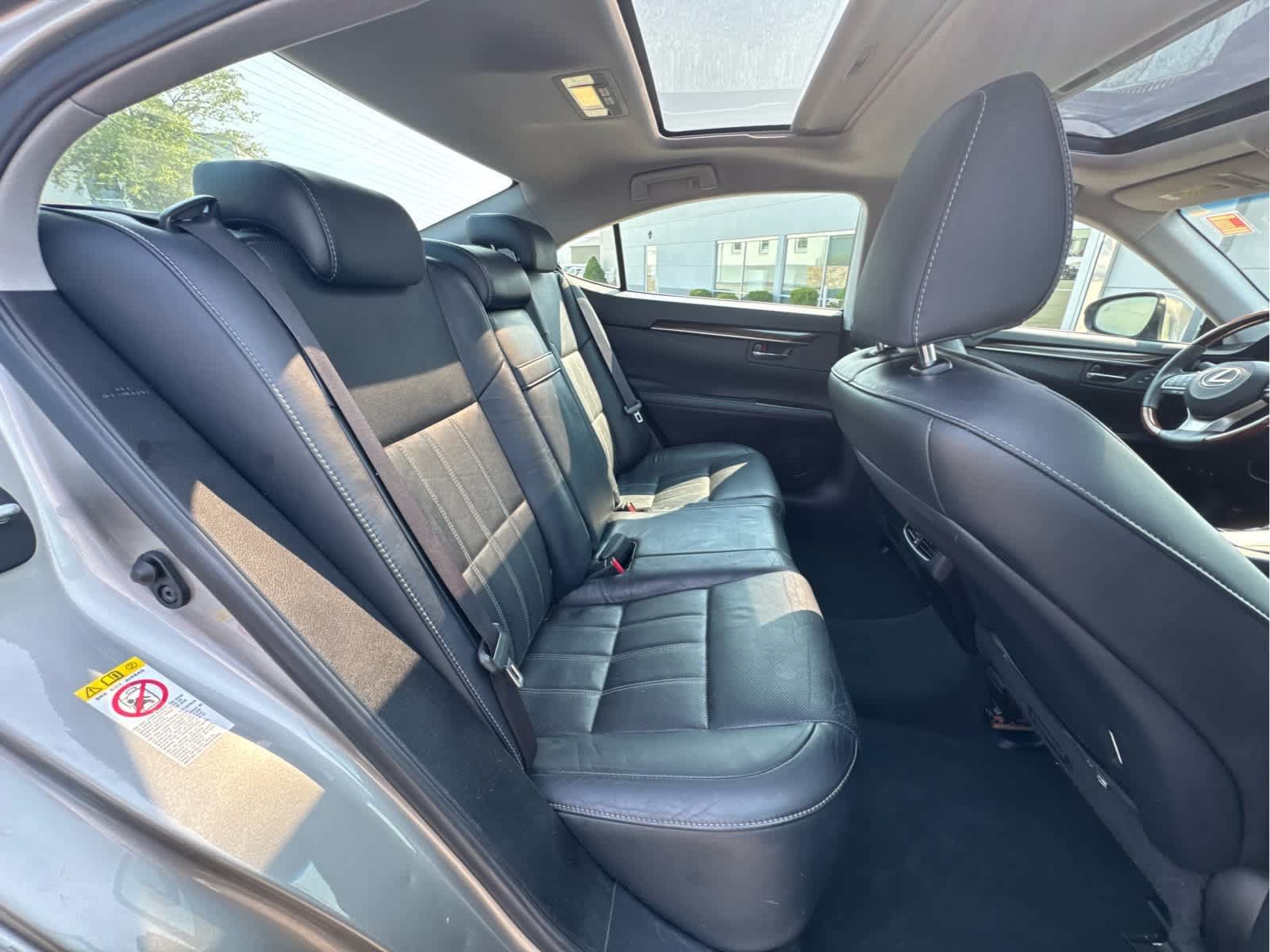 Used 2017 Lexus ES 350 FWD image 16