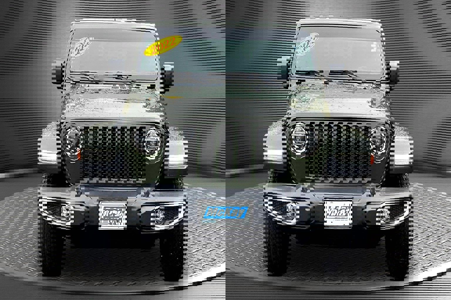 Used 2022 Jeep Gladiator Sport AWD/4WD image 2