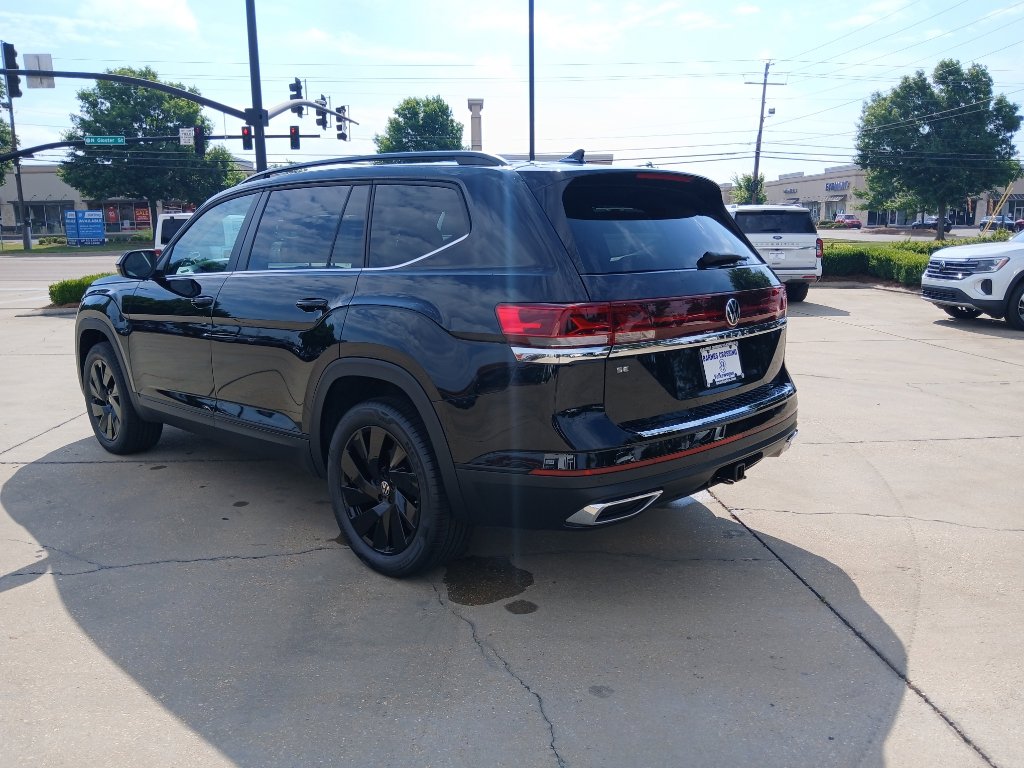 New 2026 Volkswagen Atlas SE FWD image 3