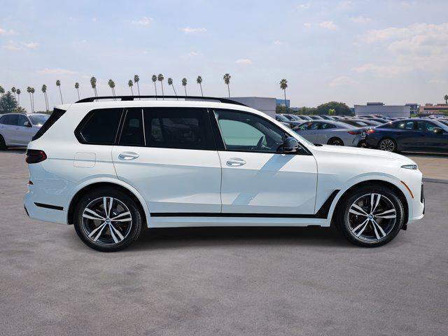 New 2026 BMW X7 M60i image 4