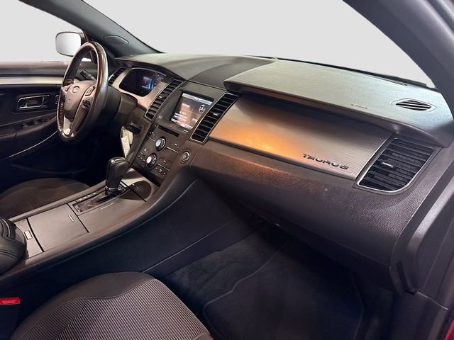 Used 2013 Ford Taurus SEL image 27