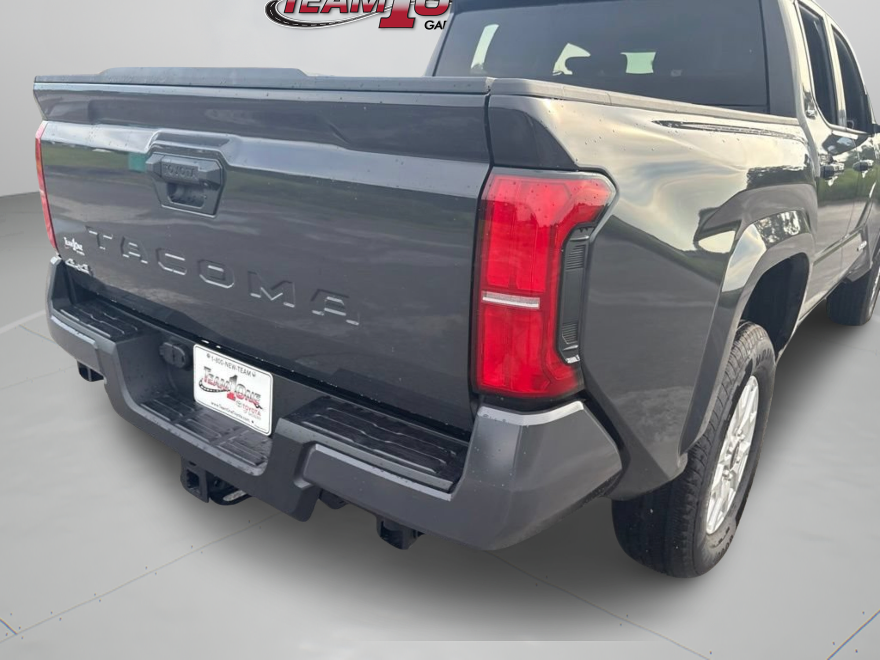 Certified 2025 Toyota Tacoma SR5 AWD/4WD image 30