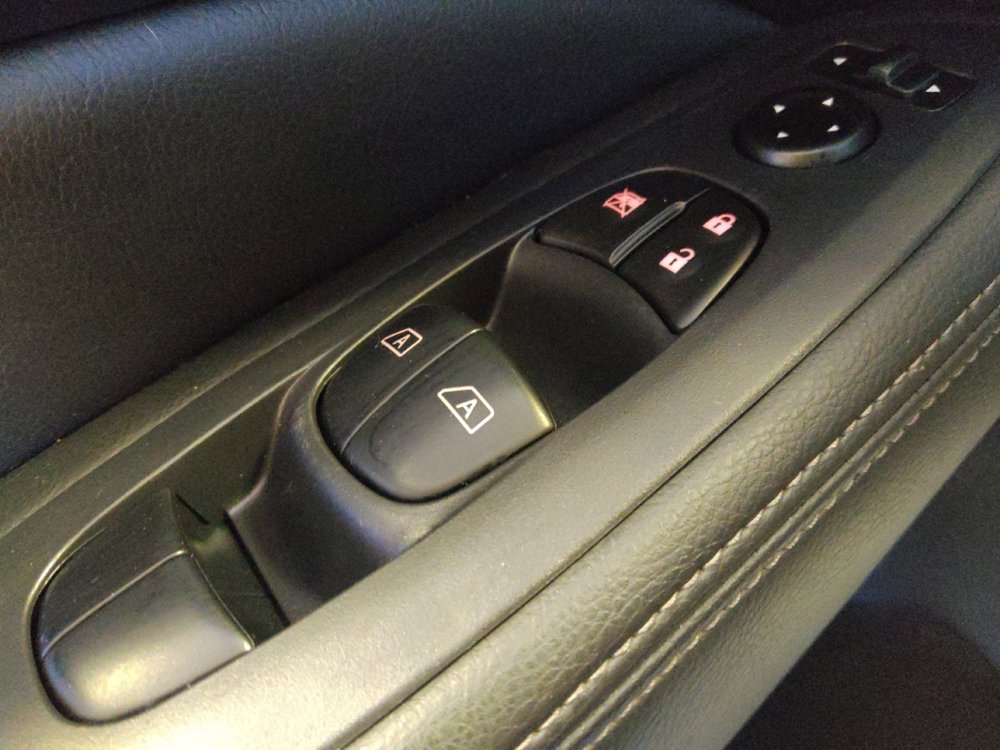 Used 2020 Nissan Pathfinder SL image 27