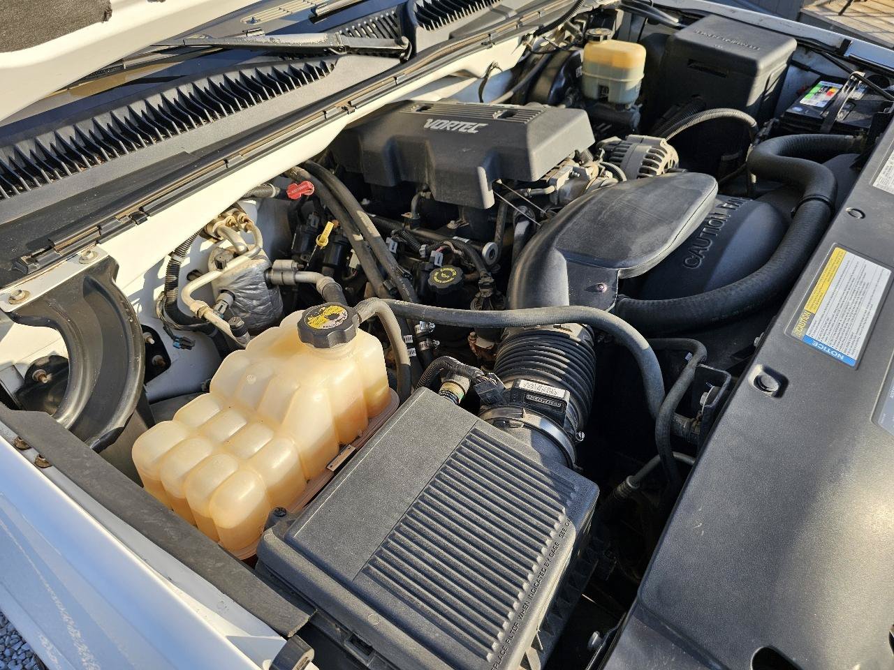 Used 2000 Chevrolet Silverado 1500 LS RWD image 48