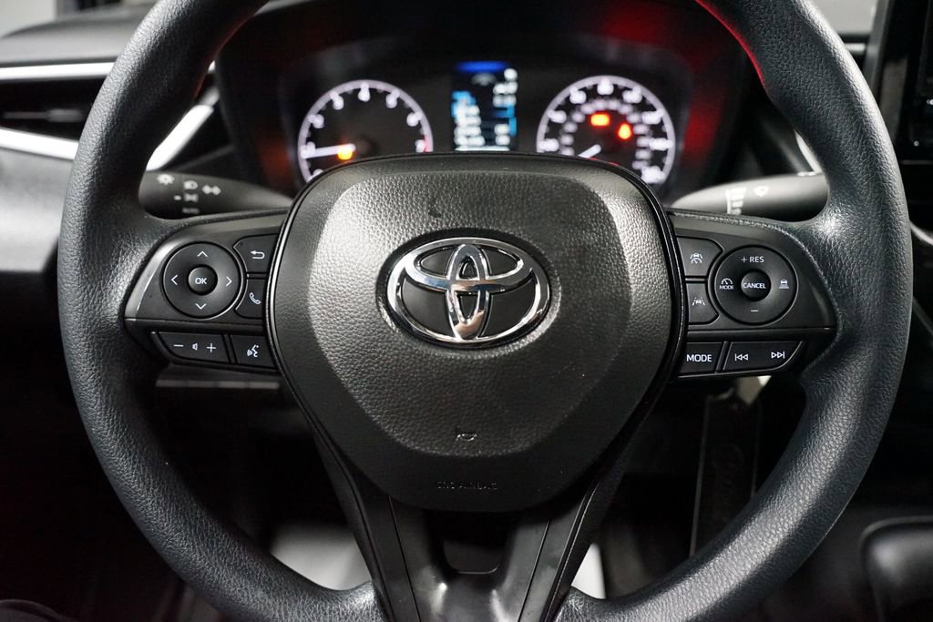 Certified 2025 Toyota Corolla LE image 12