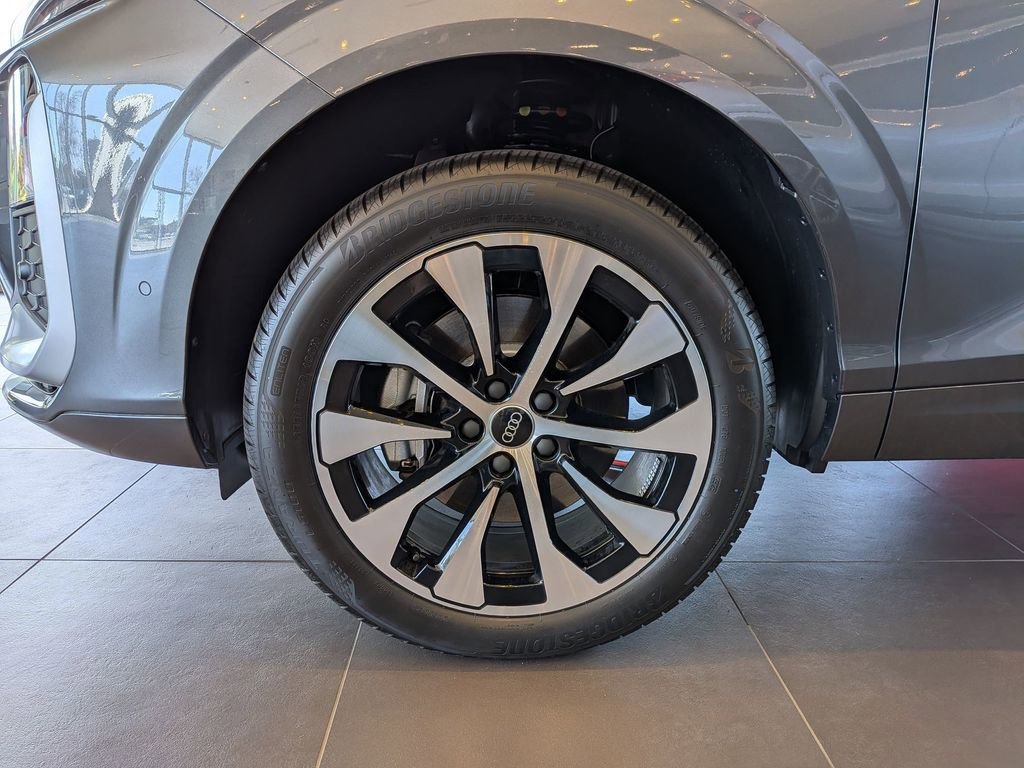 New 2026 Audi Q3 quattro 2.0T AWD/4WD image 16