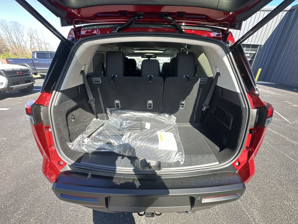 New 2026 Nissan Pathfinder SV image 24