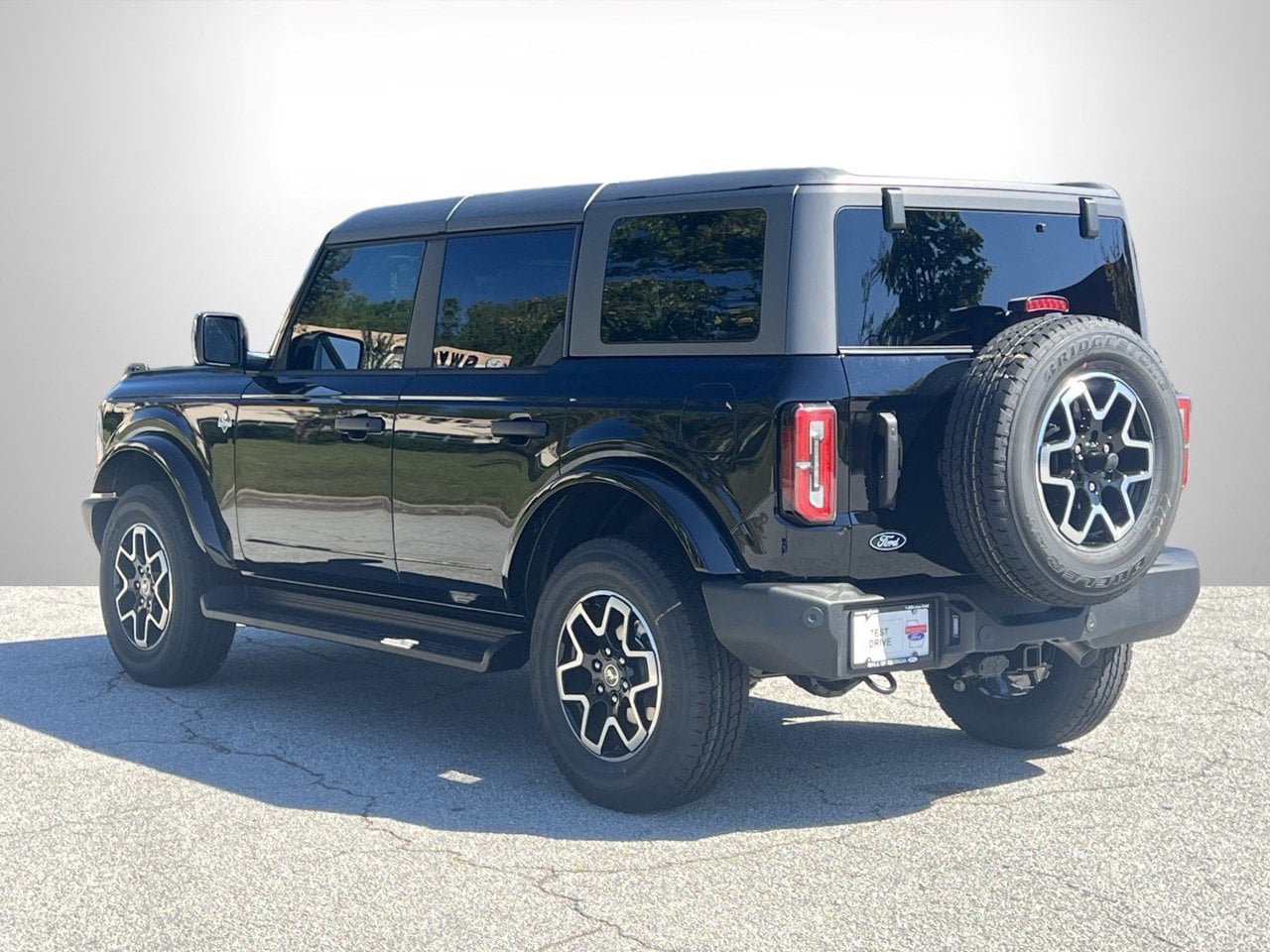 New 2026 Ford Bronco Outer Banks AWD/4WD image 22