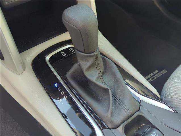 Used 2025 Toyota Corolla Cross L image 19