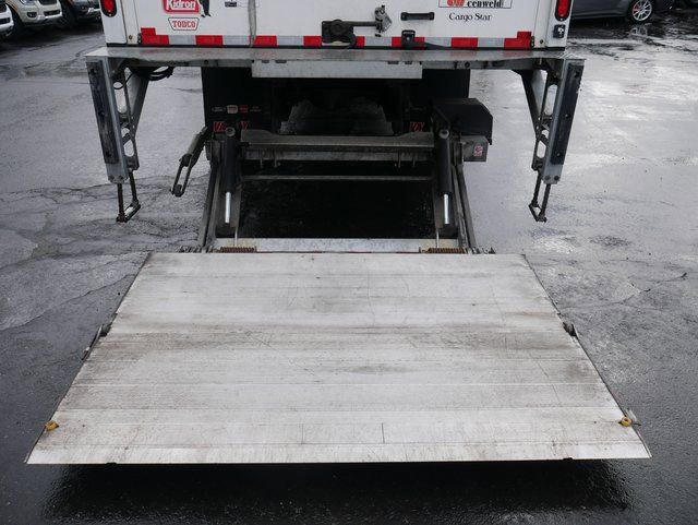 Used 2022 Ford F750 2WD Regular Cab Super Duty image 7