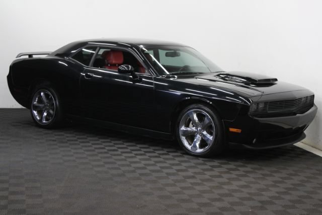Used 2014 Dodge Challenger R/T Plus RWD image 1