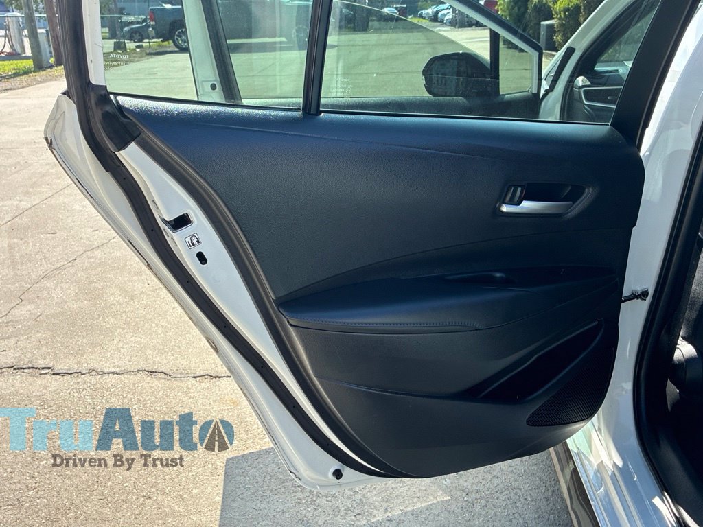 Used 2022 Toyota Corolla SE FWD image 37