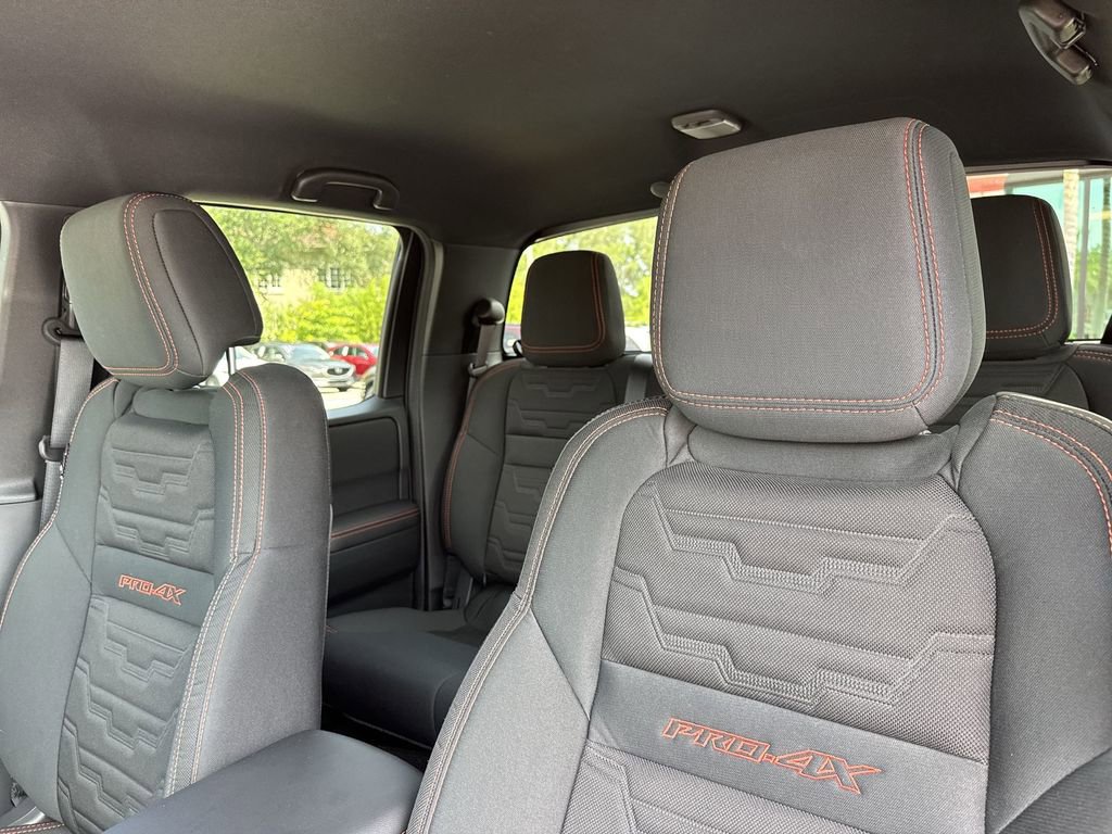 Used 2025 Nissan Frontier PRO-4X w/ Pro Convenience Package AWD/4WD image 42