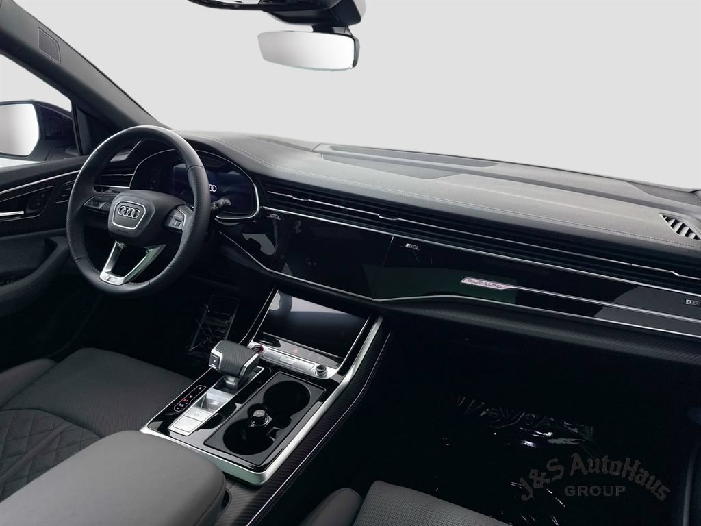 Used 2024 Audi SQ8 Prestige w/ Prestige Package AWD/4WD image 31