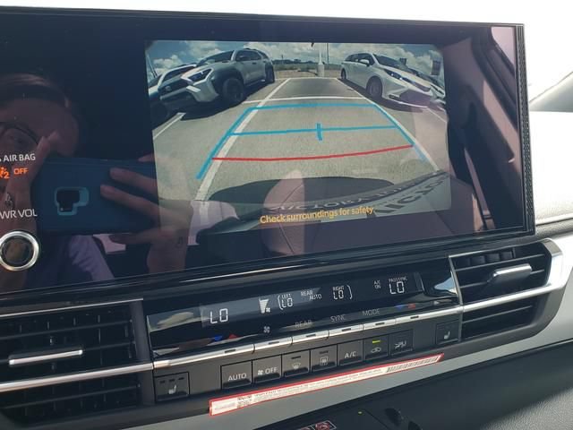 New 2026 Toyota Sienna XSE FWD image 16