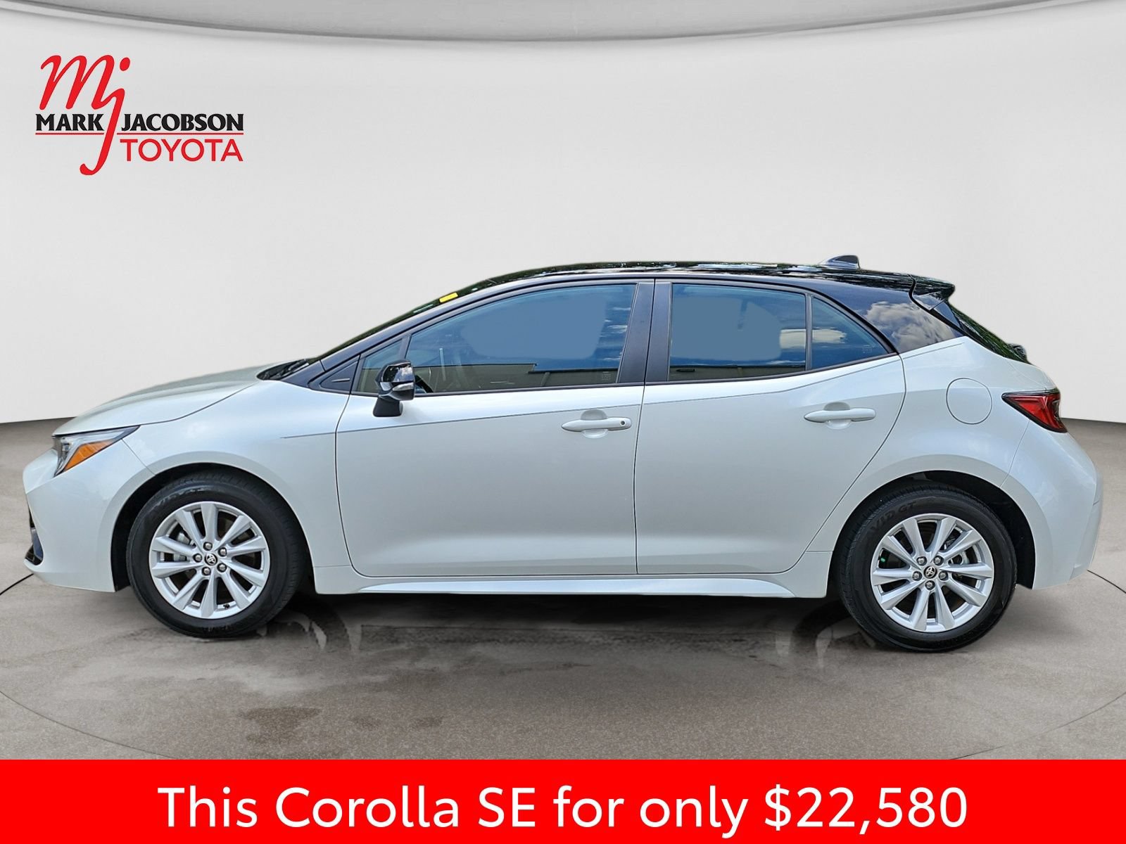 Used 2023 Toyota Corolla SE FWD image 15