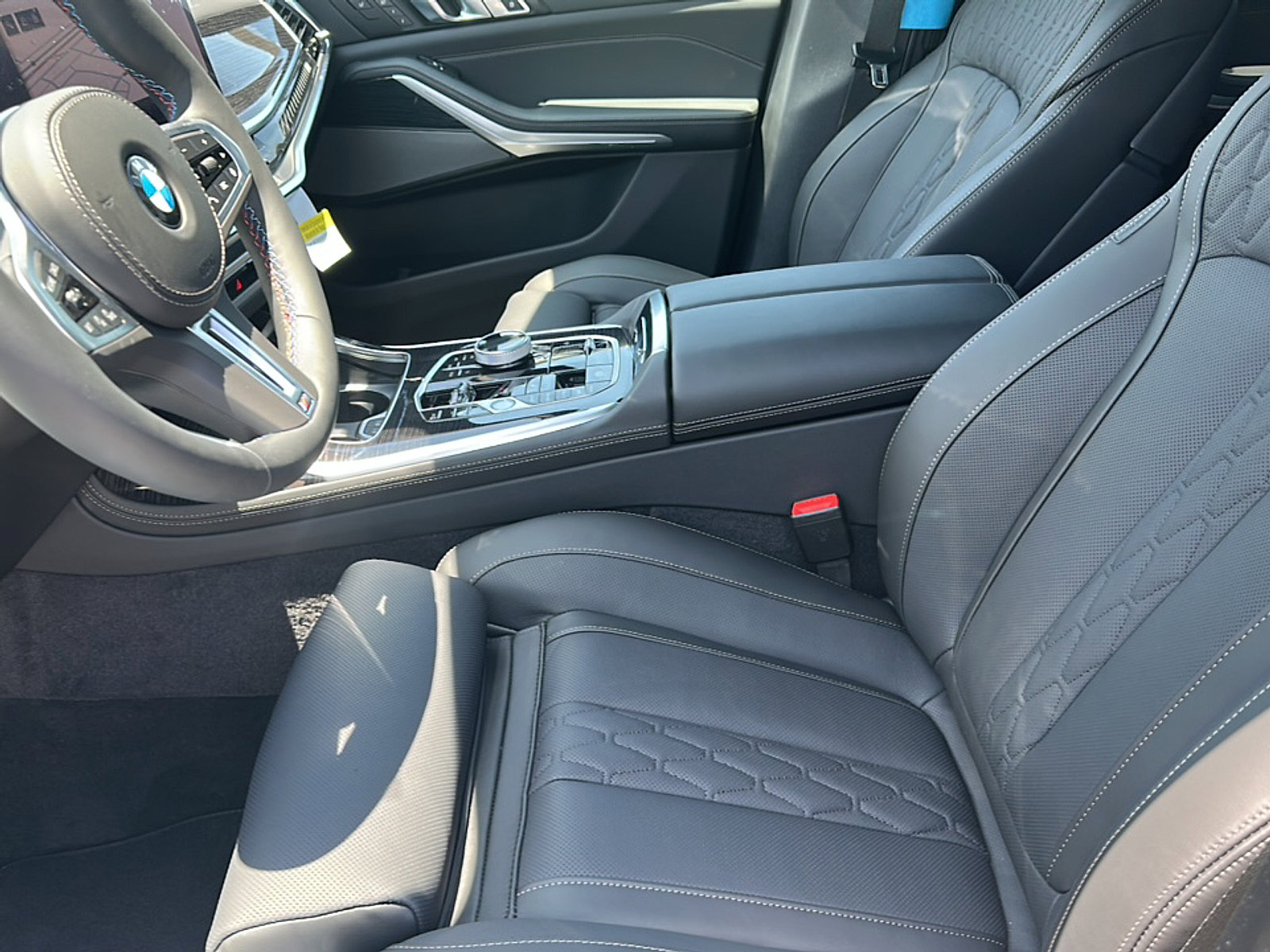 New 2026 BMW X7 M60i image 10