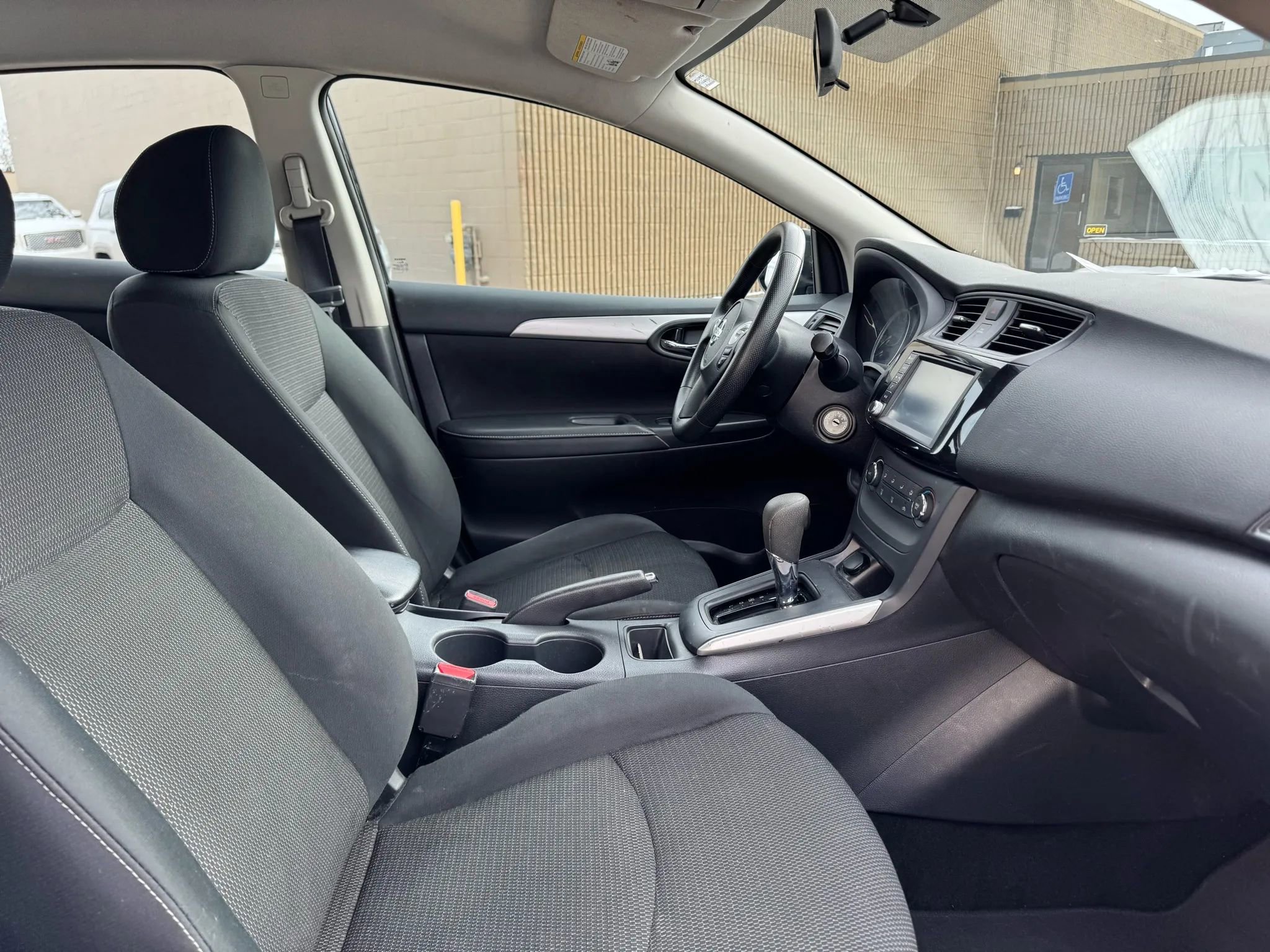 Used 2019 Nissan Sentra S image 24