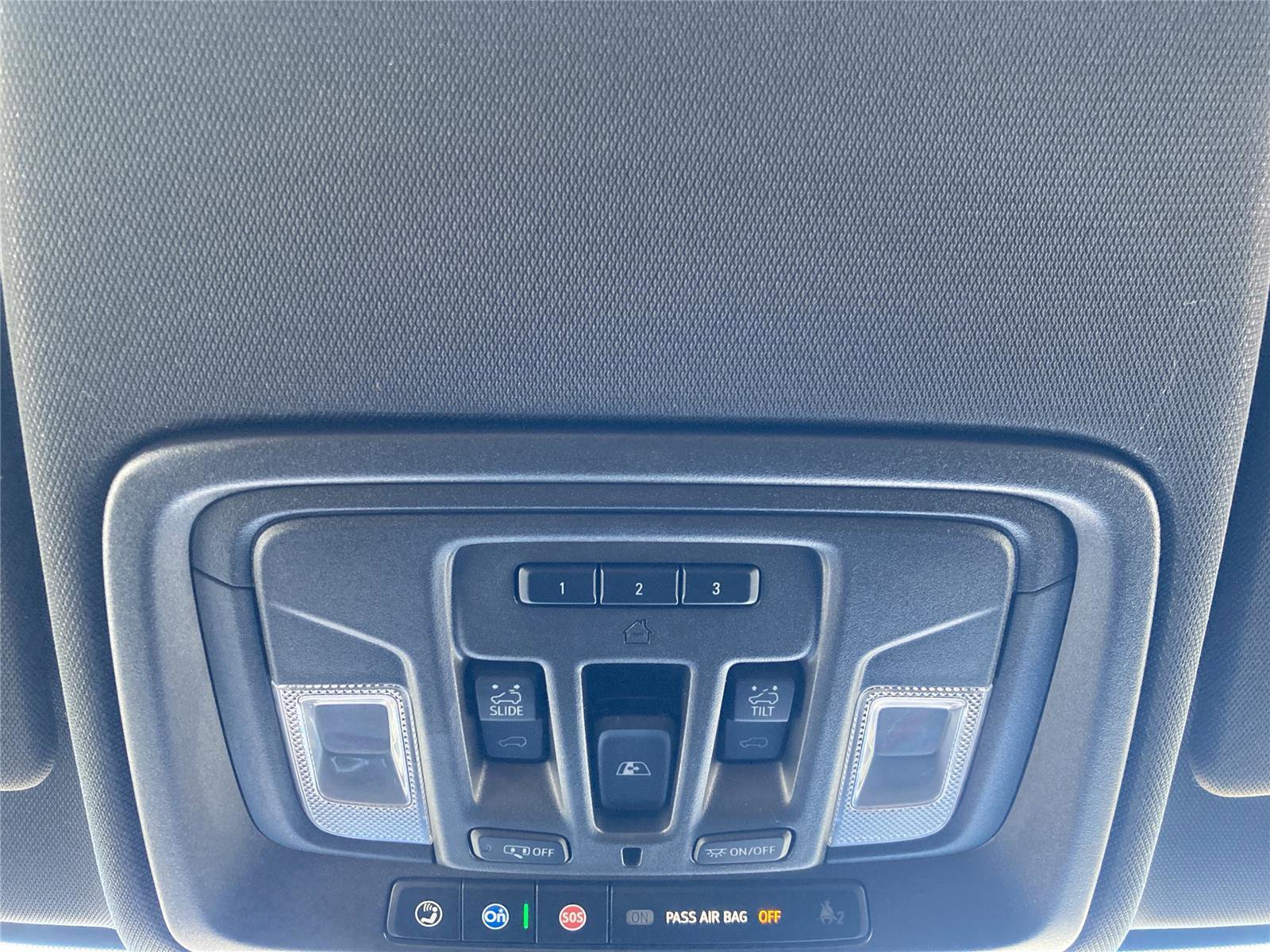 Used 2024 GMC Sierra 1500 AT4 w/ Technology Package image 24