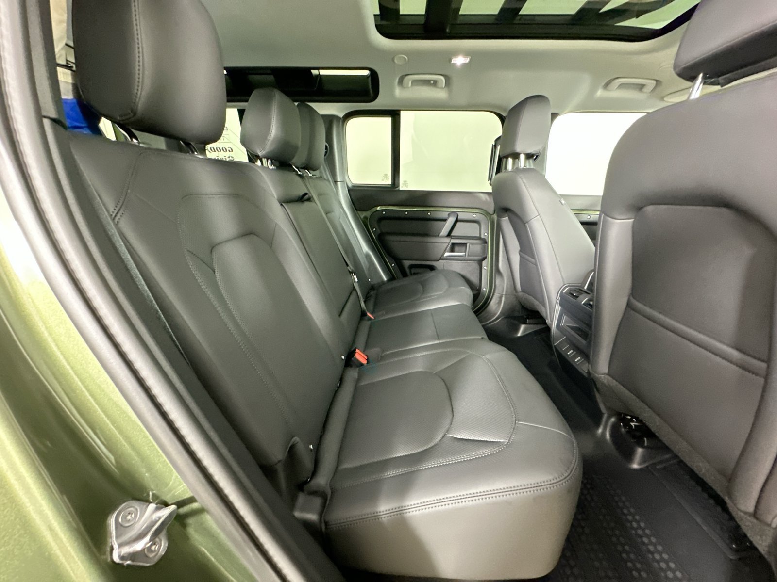 New 2026 Land Rover Defender 110 S AWD/4WD image 42