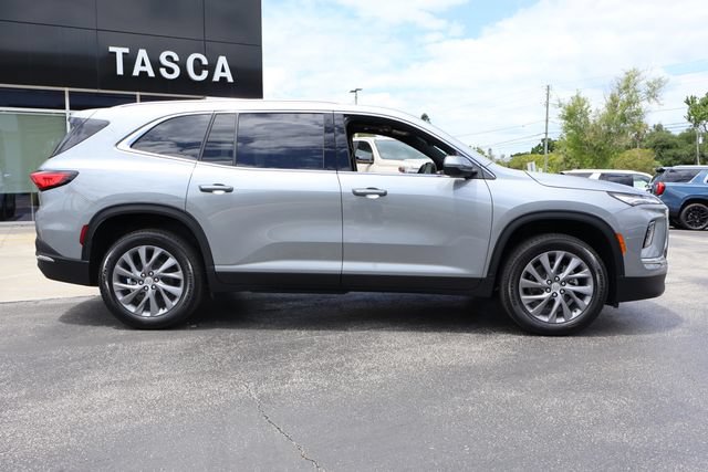 New 2026 Buick Enclave Preferred AWD/4WD image 8