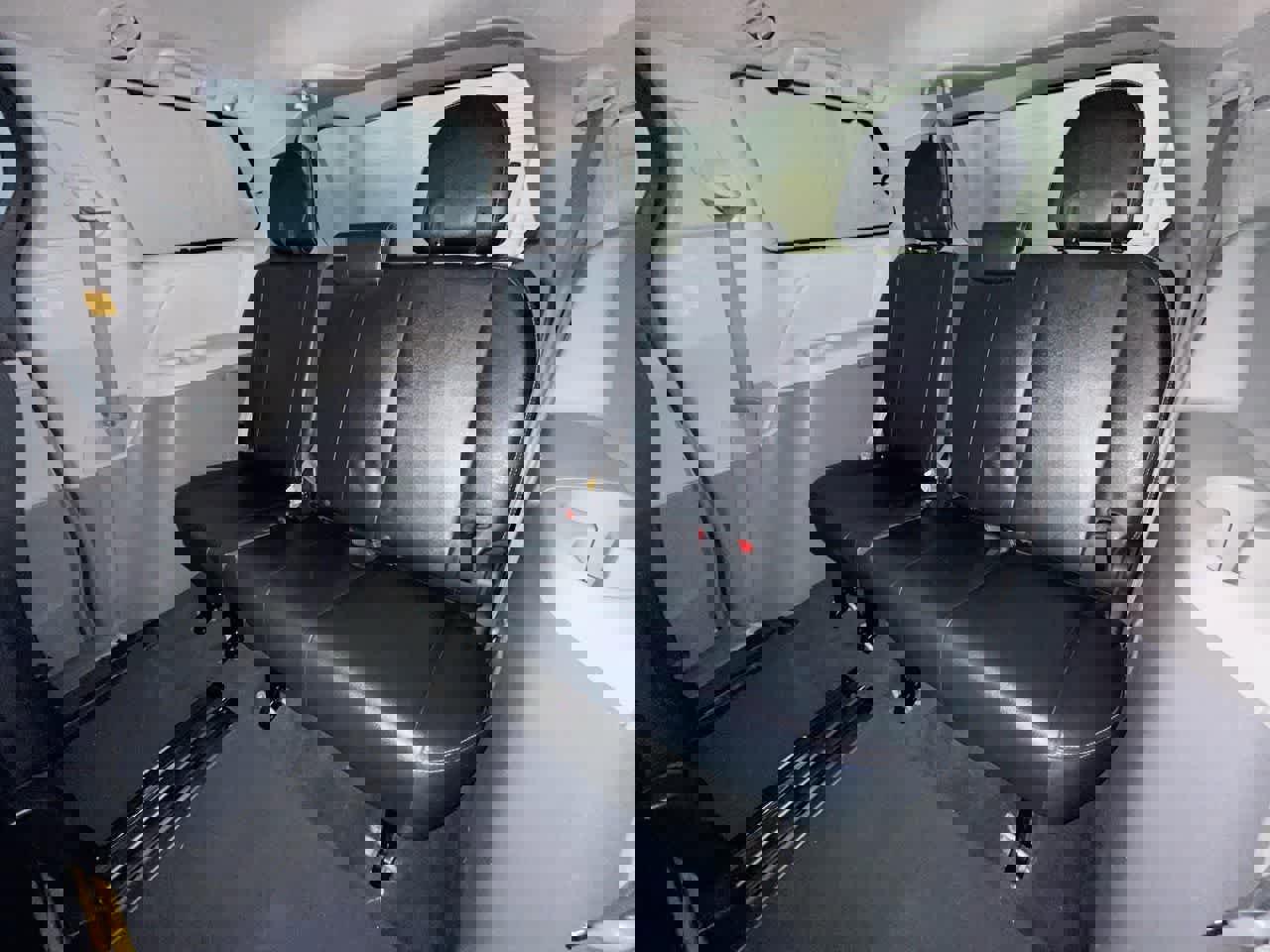 Used 2012 Toyota Sienna SE image 23