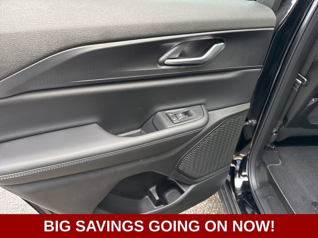 New 2025 Jeep Grand Cherokee Laredo AWD/4WD image 35