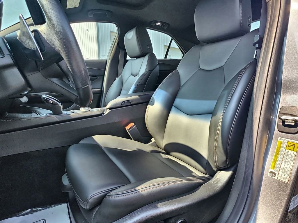 Used 2020 Cadillac CT4 V image 13