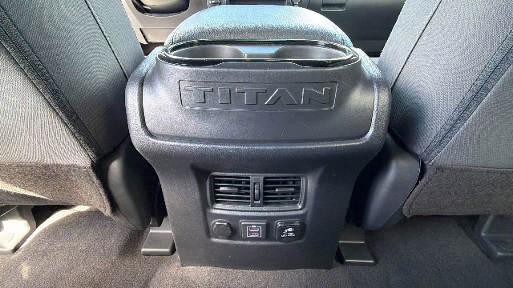 Used 2023 Nissan Titan SV w/ SV Convenience Package AWD/4WD image 25