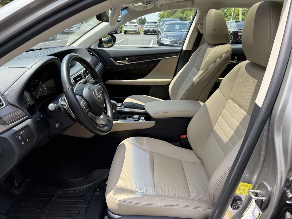 Used 2017 Lexus GS 350 AWD w/ Premium Package image 13