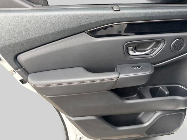 Used 2024 Honda Pilot TrailSport image 14