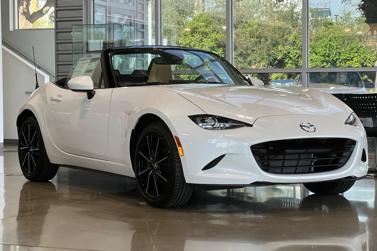 New 2026 MAZDA MX-5 Miata Grand Touring w/ Weather Package RWD image 2