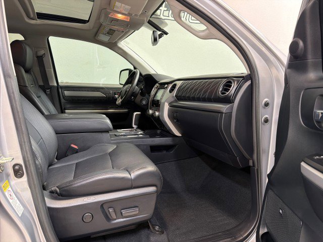Used 2017 Toyota Tundra Platinum image 39