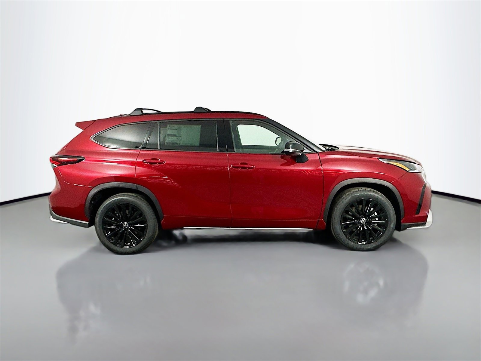 New 2026 Toyota Highlander XSE image 8