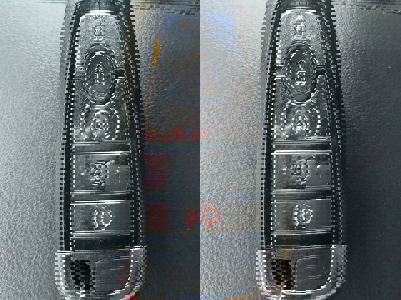 Used 2023 Lincoln Navigator Reserve image 32