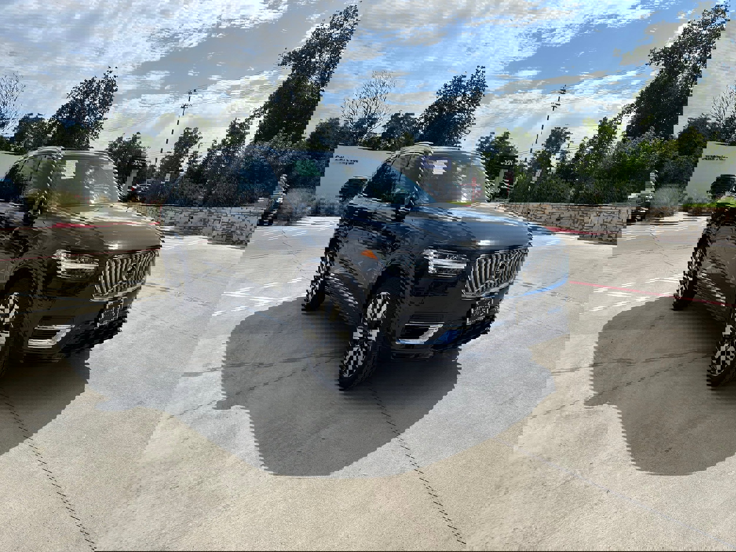 Certified 2024 Volvo XC90 T8 Ultimate image 7